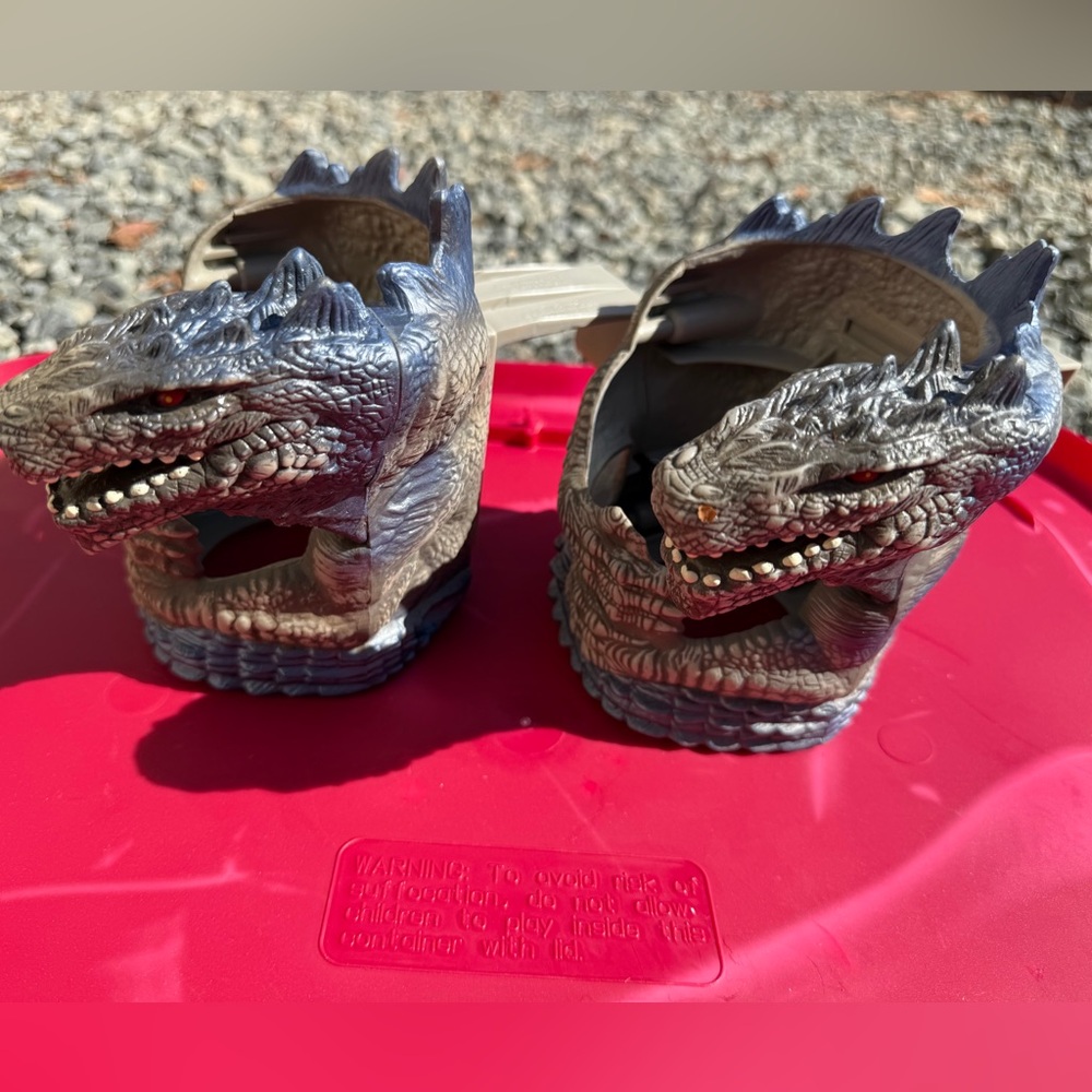 1998 Toho Godzilla and the Character Gray Godzilla Head Cup Holders